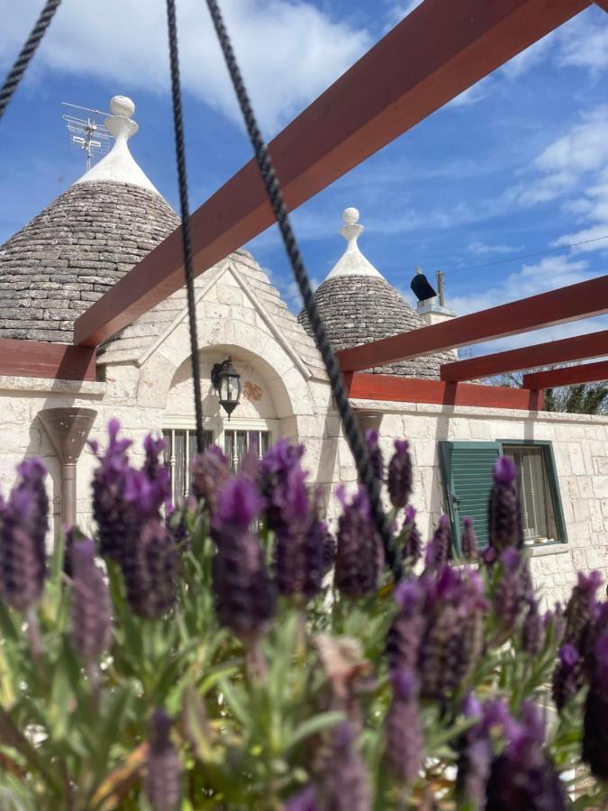 Trullo Trullallero Martina Franca Bagian luar foto